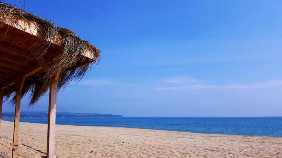 Obzor Sea Resedence Apartment Bagian luar foto