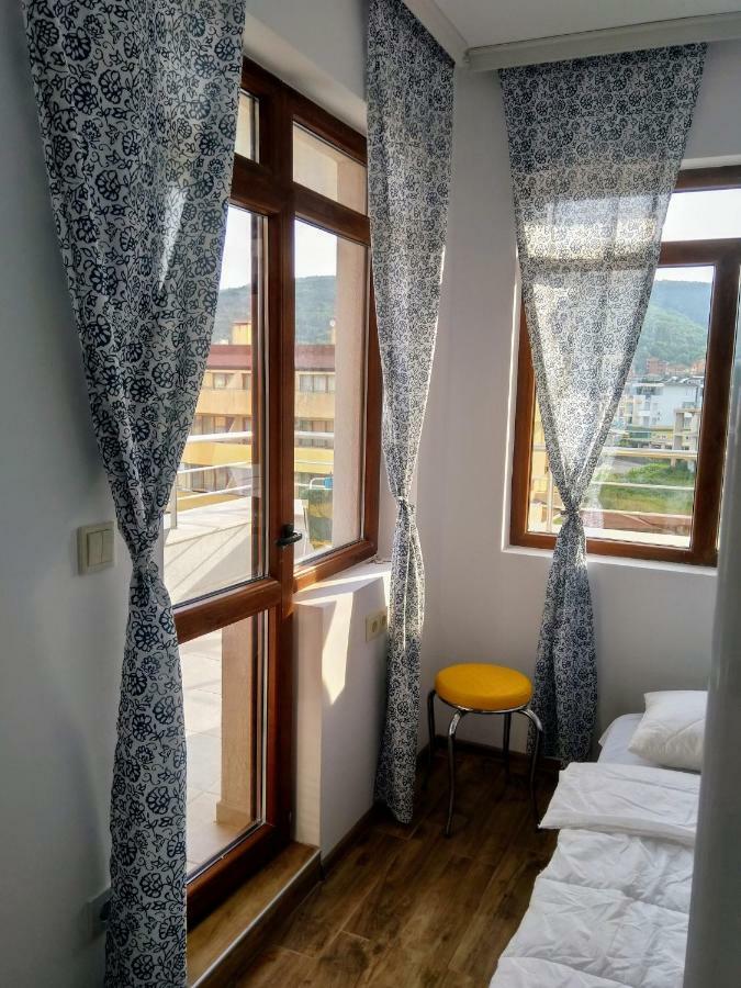 Obzor Sea Resedence Apartment Bagian luar foto