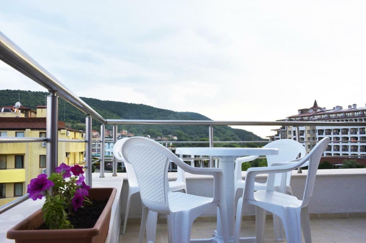 Obzor Sea Resedence Apartment Bagian luar foto