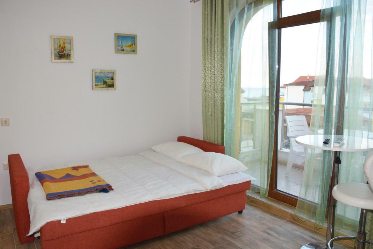 Obzor Sea Resedence Apartment Bagian luar foto